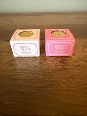 Poppy & Pout Candy Cane Fluff Moisturizing Lip Mask and Lip Scrub